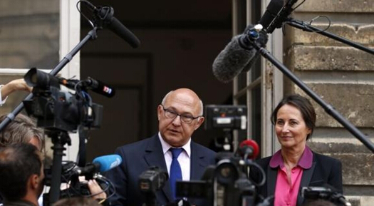 BɳmlչԴLِա_Segolene RoyalDңcؔLЪ_ˣMichel Sapinͬӛ߲L